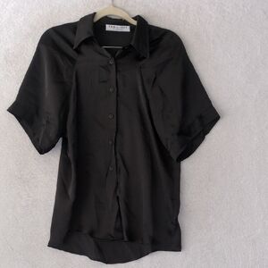 Tan + Lines Sivan Ayla Womens Black Satin Button Down Shirt Size S‎